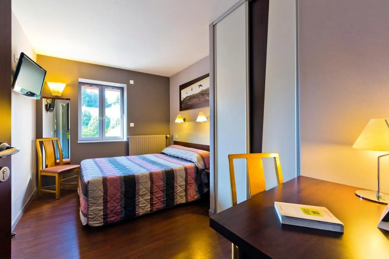 Hotel Les Hirondelles Orcines